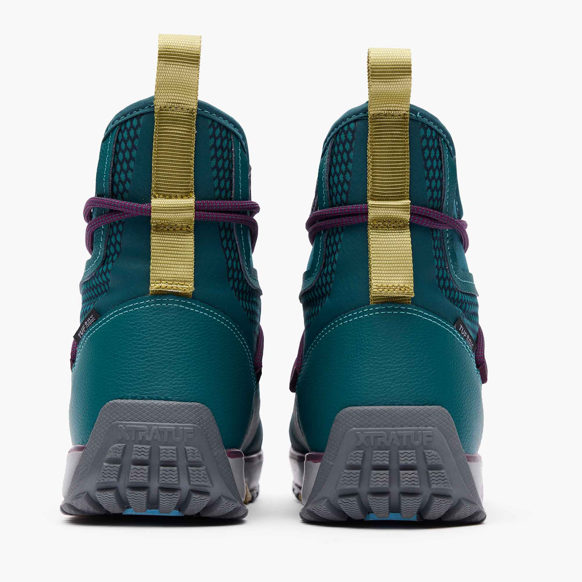 Women's Ice 6 in Nylon Ankle Deck Boot - back