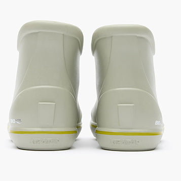 TUFS Big Kids Ankle Deck Boot - back