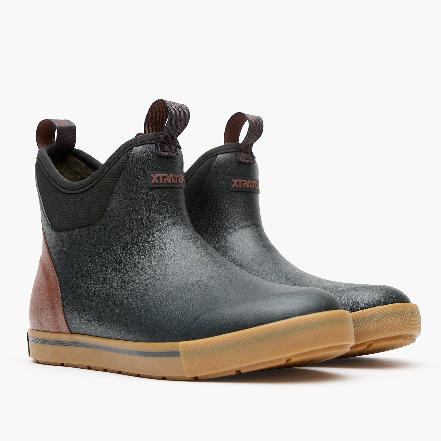Men's Camp Fleece Lined 6 in Ankle Deck Boot