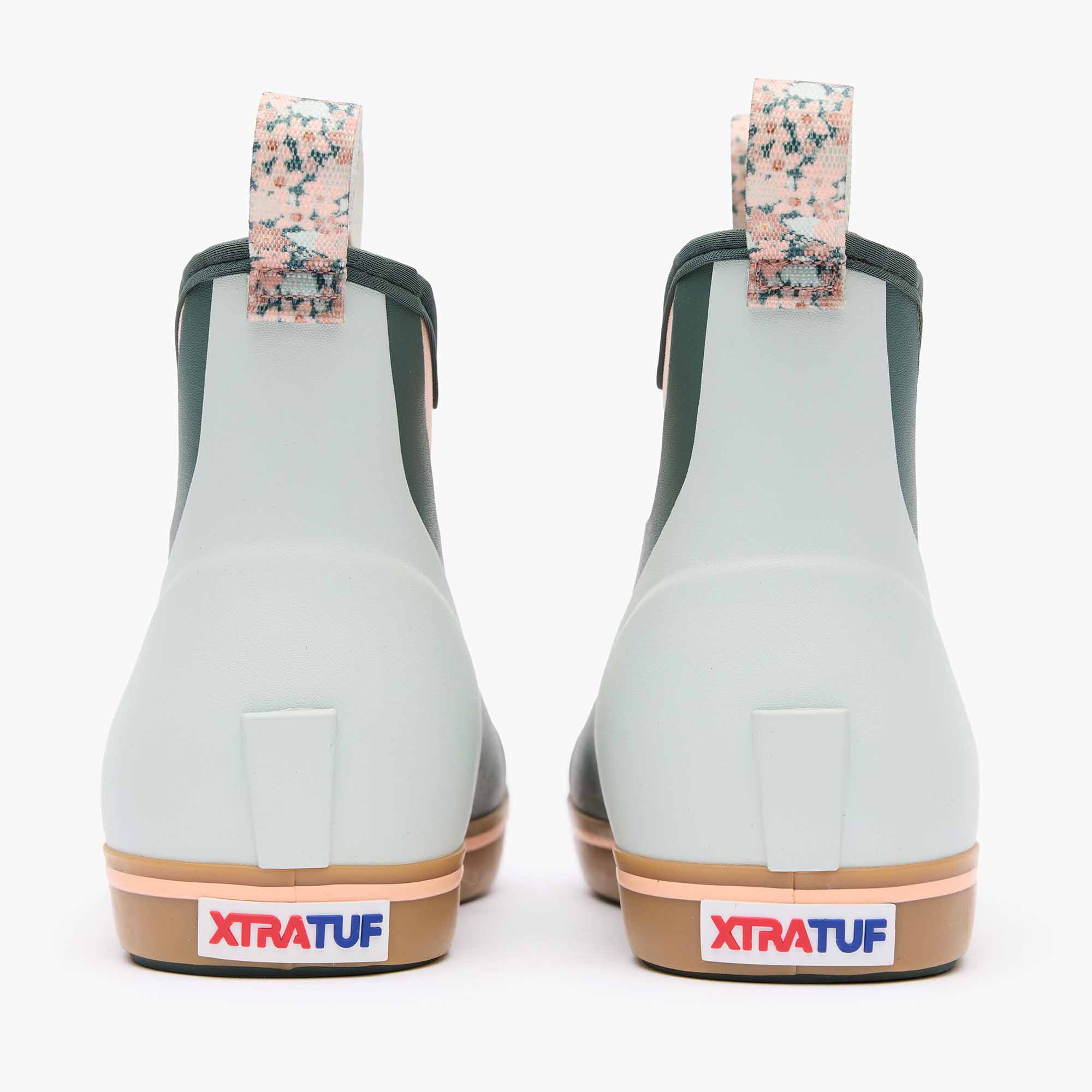 Women's 6 in Ankle Deck Boot - back