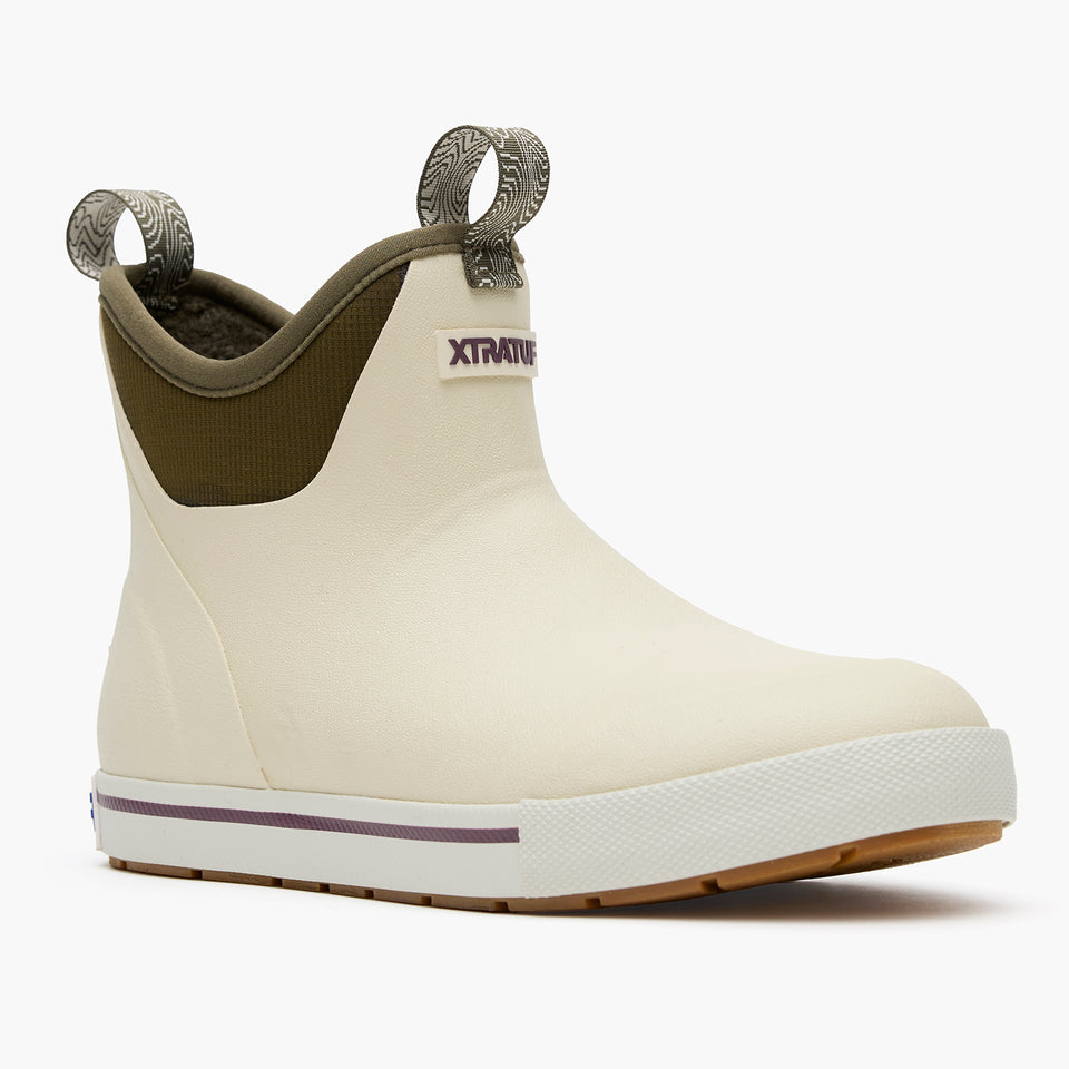 Women's Camp Fleece Lined 6 in Ankle Deck Boot