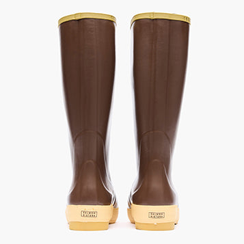 Women's Salmon Sisters 15 in Legacy Boot - back